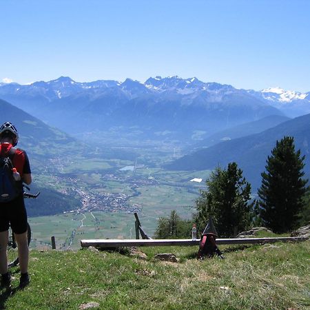 Gasthof Zur Sonne ลาซา ภายนอก รูปภาพ