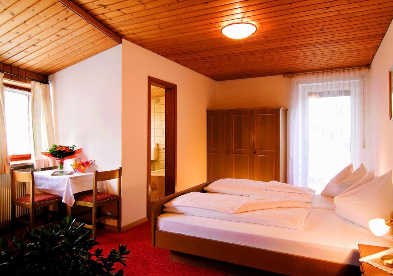 Gasthof Zur Sonne ลาซา ภายนอก รูปภาพ