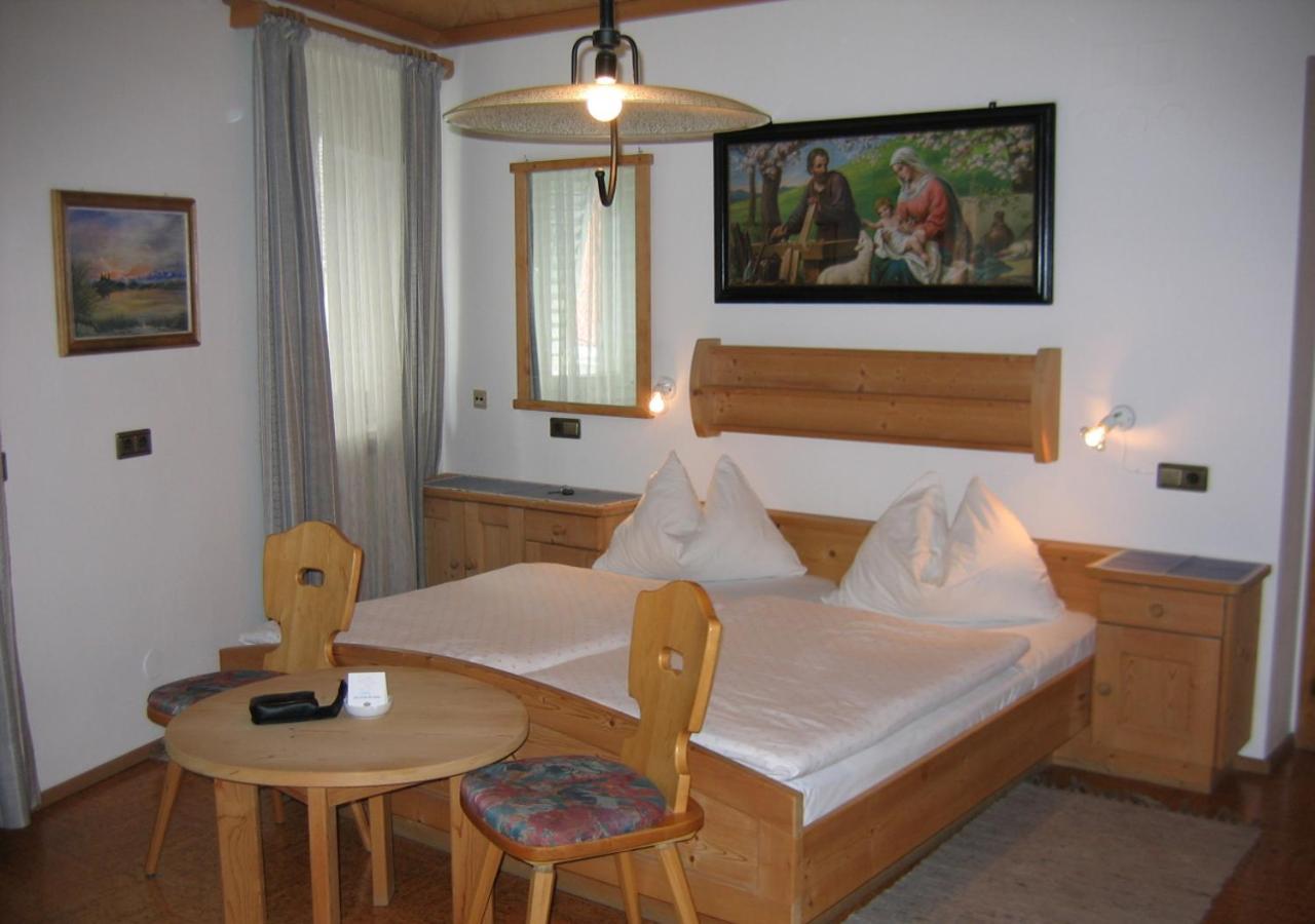 Gasthof Zur Sonne ลาซา ภายนอก รูปภาพ