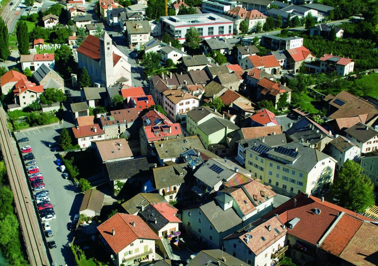 Gasthof Zur Sonne ลาซา ภายนอก รูปภาพ