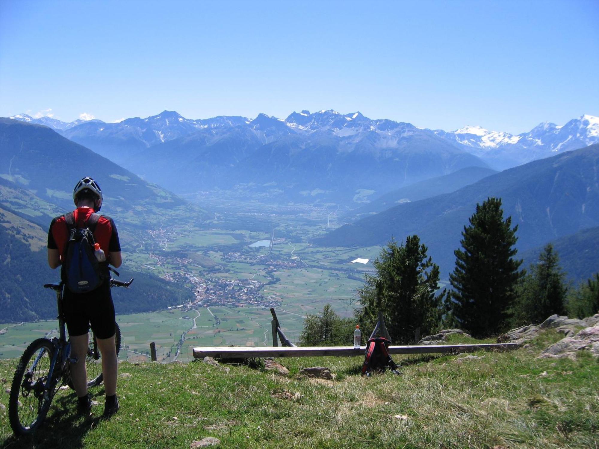 Gasthof Zur Sonne ลาซา ภายนอก รูปภาพ